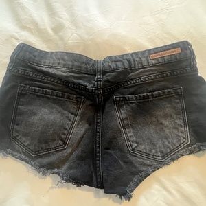 Sun & Shadow Distressed Denim Shorts-Size 25